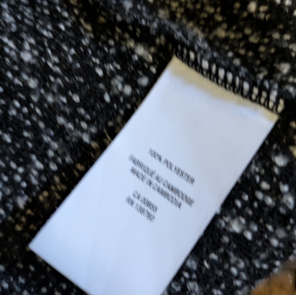 Long knit cardigan.    Med - Picture 4 of 4